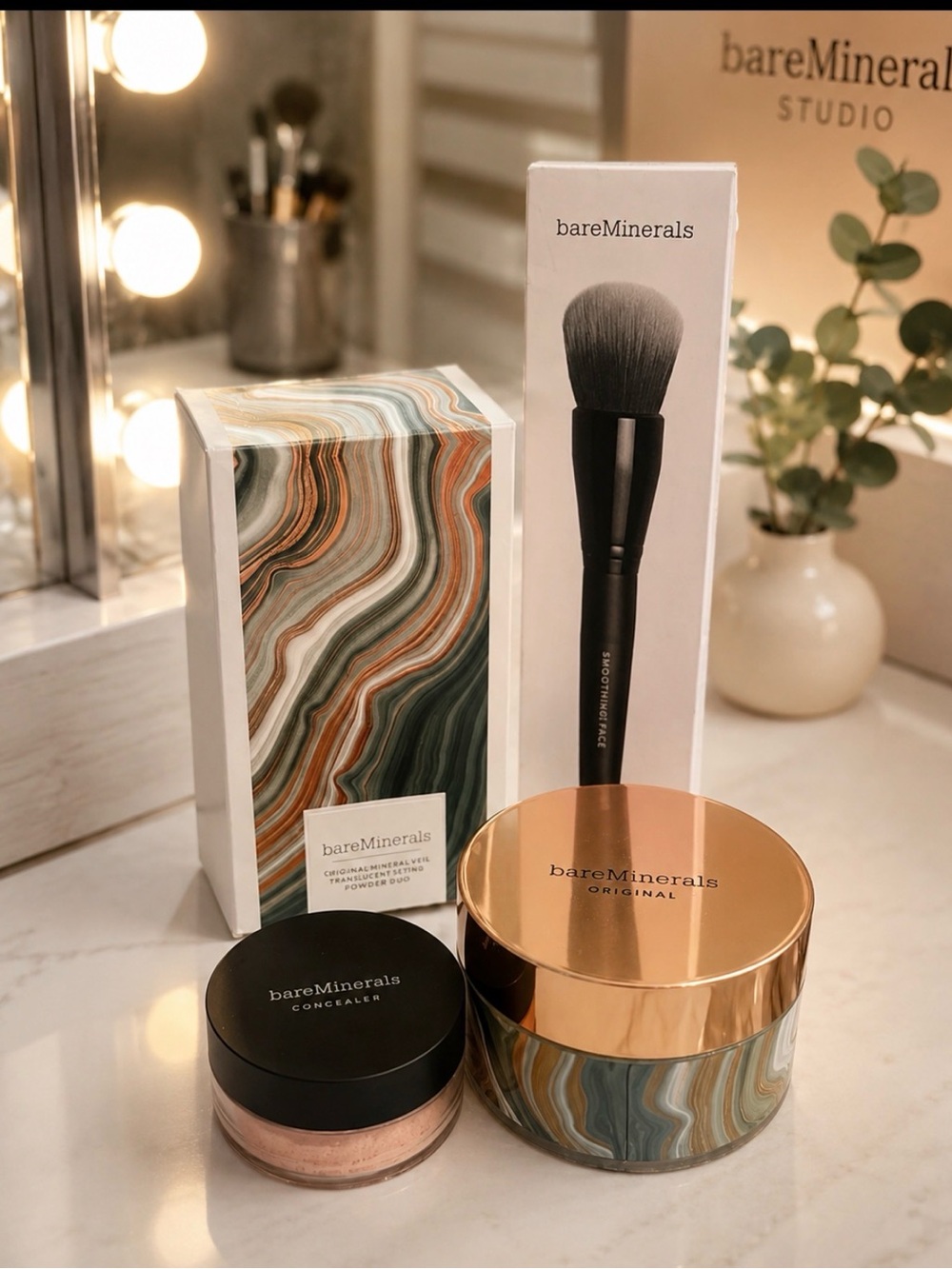 bareMinerals Makeup Set loose mineral luxuries deluxe foundation and concealer
